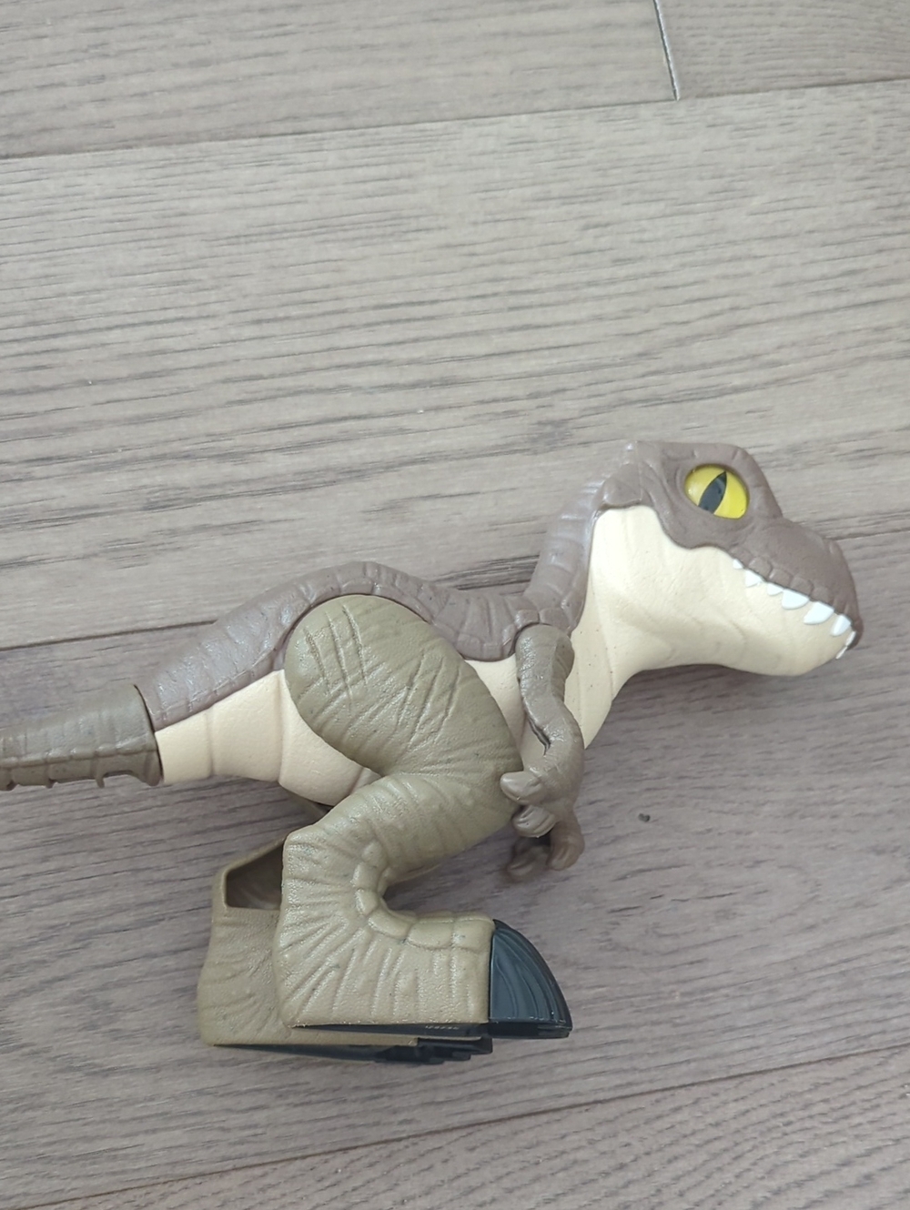 Fisher-Price Imaginext Jurassic World Camp Cretaceous T.rex XL, Extra Large Dino